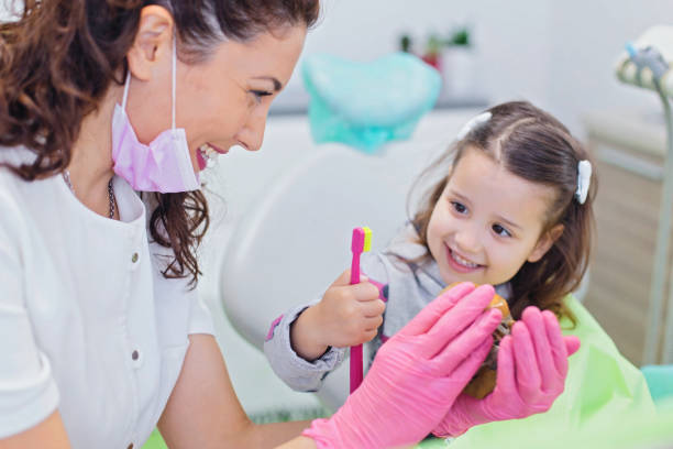 Best Root Canal Treatment  in Mountain View Acres, CA